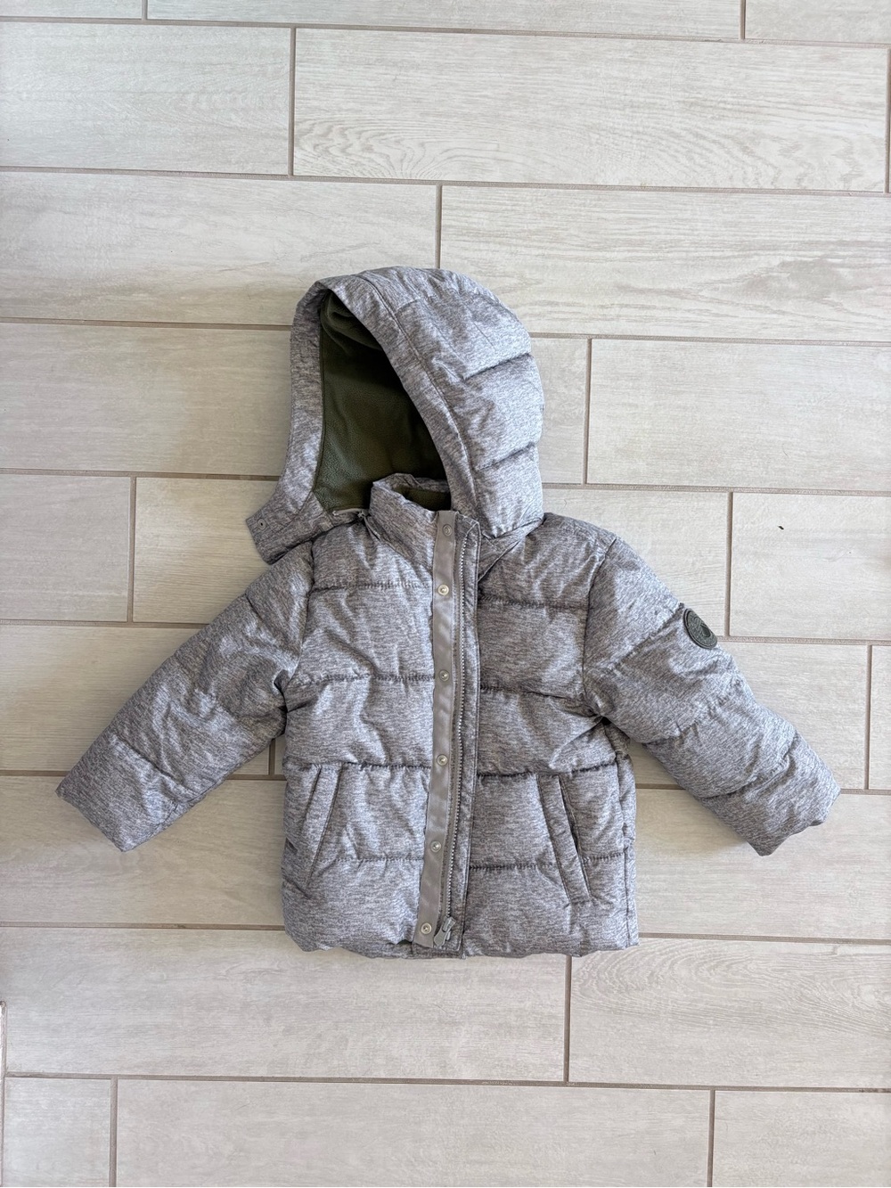GAP Kids Hooded Puffer Jacket - Heather Gray with Olive Lining
